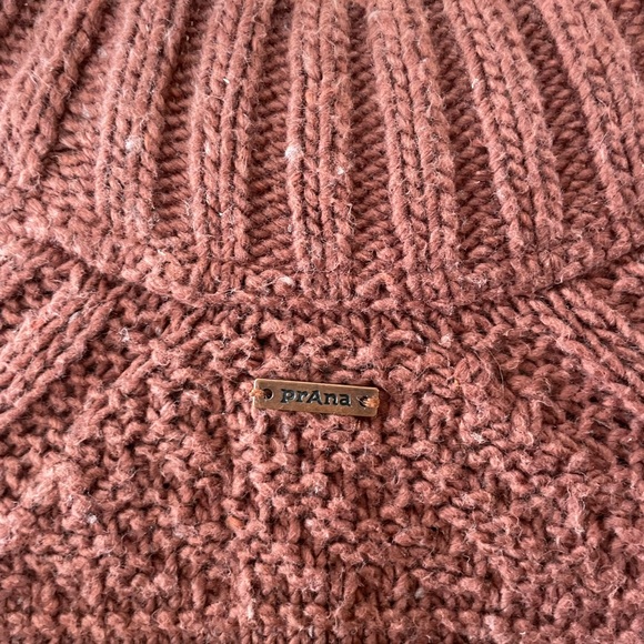 Prana sweater - Picture 2 of 5